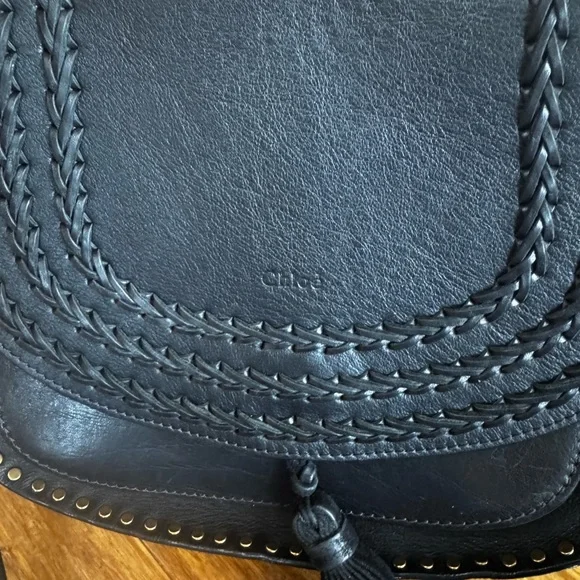 Chloe Hudson Black Braided Leather Crossbody Bag - Picture 6 of 7